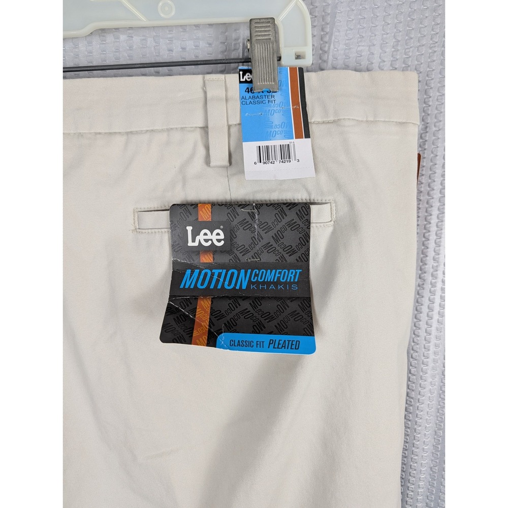 Lee Mens Motion Comfort Khaki Pleated Pants 46x32 Big & Tall Beige NWT 2014639 - Picture 10 of 15